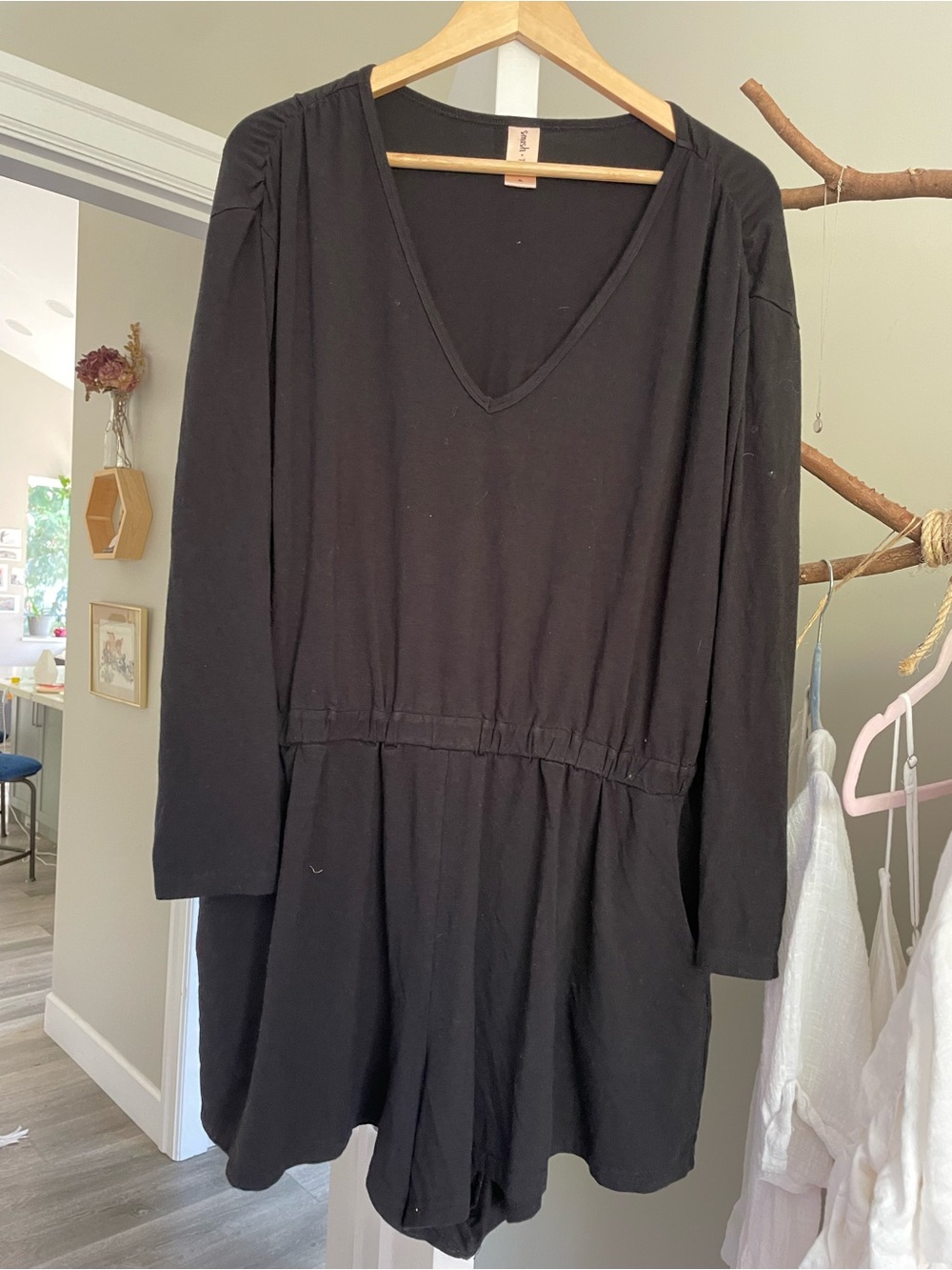 NWOT Smash + Tess Shorts Romper in Black XL - Picture 3 of 4